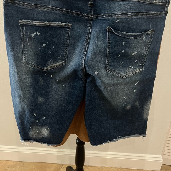 Rutherford men’s slim fit Jean shorts - Picture 2 of 5